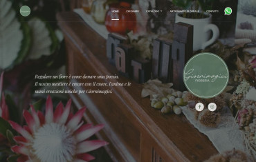 La Fioreria dei Giornimagici  - La Fioreria dei Giornimagici 
Regalare un fiore è come donare una poesia.
Il nostro mestiere è creare con il cuore, l'anima e le mani creazioni uniche per Giornimagici.